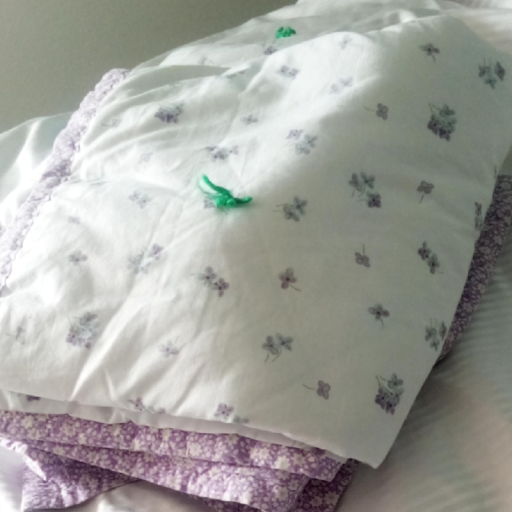 Floral Purple and White Comforter